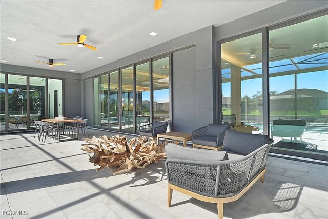 3311 SW 11th CT, Cape Coral, FL 33914