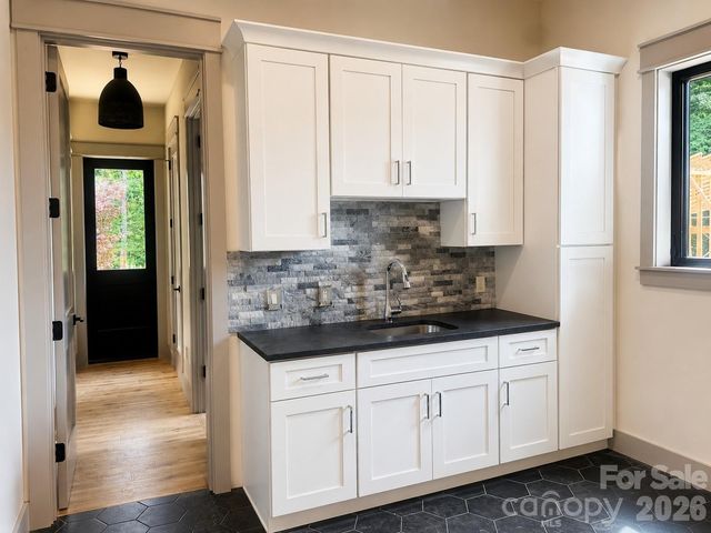 25 Emory Paige Road, Weaverville, NC 28787