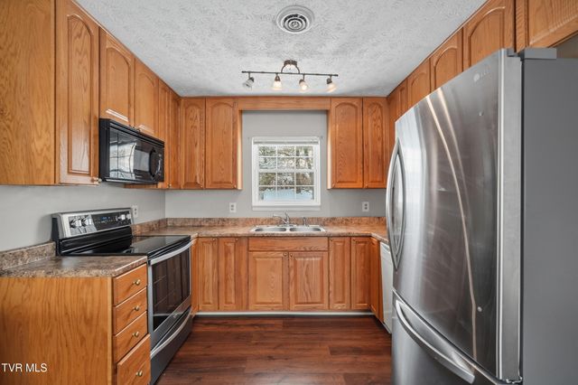 9370 Adwell Road, Wise, VA 24293