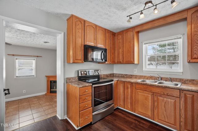 9370 Adwell Road, Wise, VA 24293