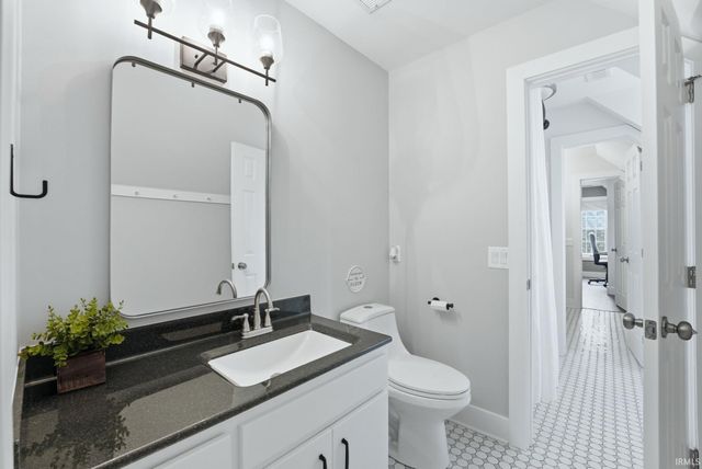 1920 Inverness Lakes Crossing, Fort Wayne, IN 46804