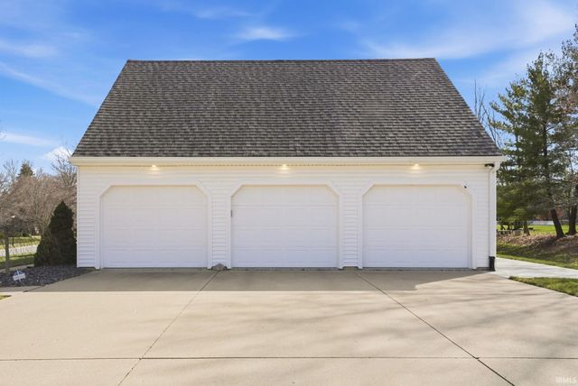 1920 Inverness Lakes Crossing, Fort Wayne, IN 46804