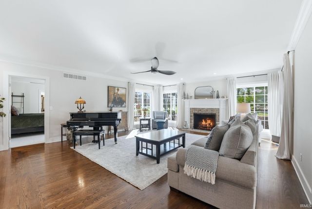 1920 Inverness Lakes Crossing, Fort Wayne, IN 46804