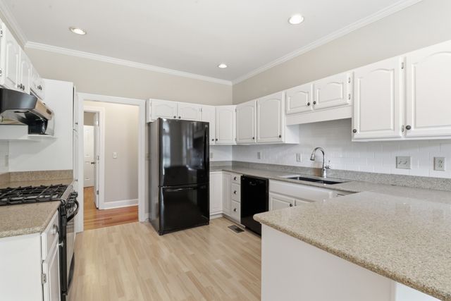 1907 Chartwell Ct, Murfreesboro, TN 37130