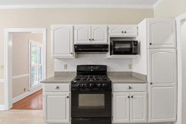 1907 Chartwell Ct, Murfreesboro, TN 37130