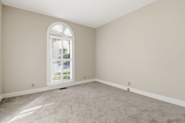 1907 Chartwell Ct, Murfreesboro, TN 37130