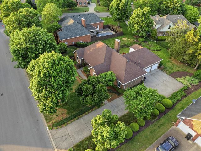 1907 Chartwell Ct, Murfreesboro, TN 37130