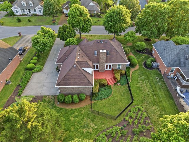 1907 Chartwell Ct, Murfreesboro, TN 37130
