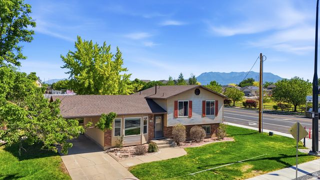508 W 2700 S, Syracuse, UT 84075