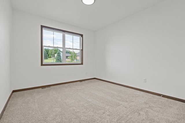 3395 SHAWANO AVENUE, Green Bay, WI 54313