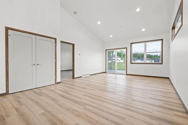 3395 SHAWANO AVENUE, Green Bay, WI 54313