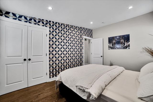 5165 N Canfield Avenue, Norridge, IL 60706