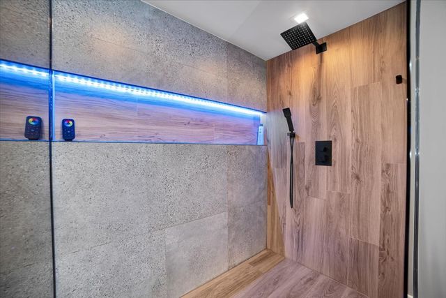 5165 N Canfield Avenue, Norridge, IL 60706