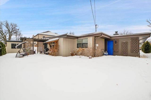 5165 N Canfield Avenue, Norridge, IL 60706