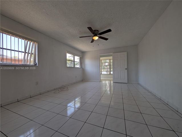 19080 NE 3rd Ct 311, Miami, FL 33179