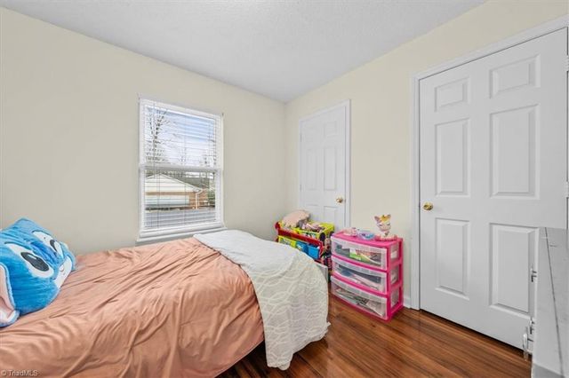 1429 Old Hickory Drive, Greensboro, NC 27405