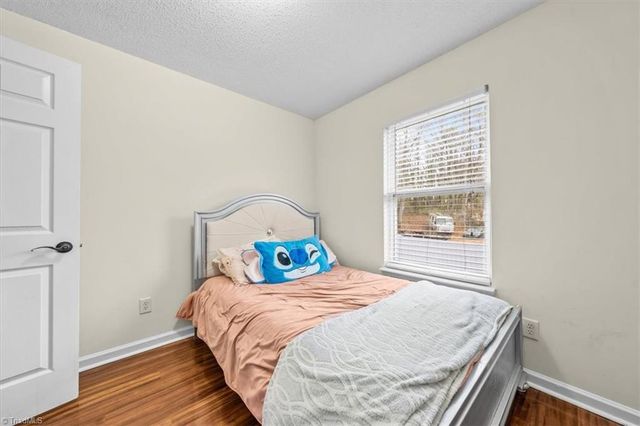 1429 Old Hickory Drive, Greensboro, NC 27405