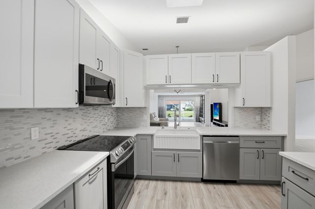 107 Sausalito Drive, Boynton Beach, FL 33436