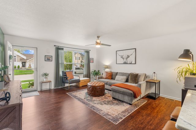3312 Poplar Drive SW, Bondurant, IA 50035