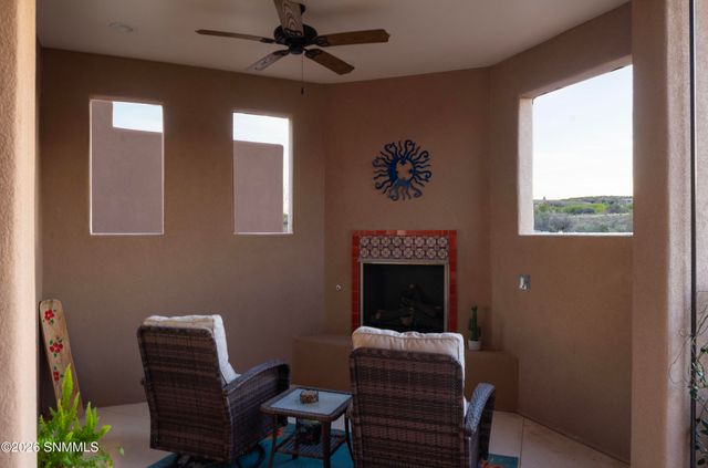 8109 Willow Bloom Circle, Las Cruces, NM 88007