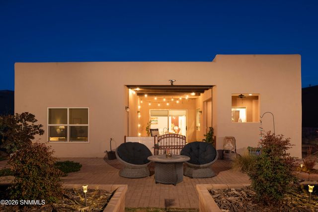 8109 Willow Bloom Circle, Las Cruces, NM 88007