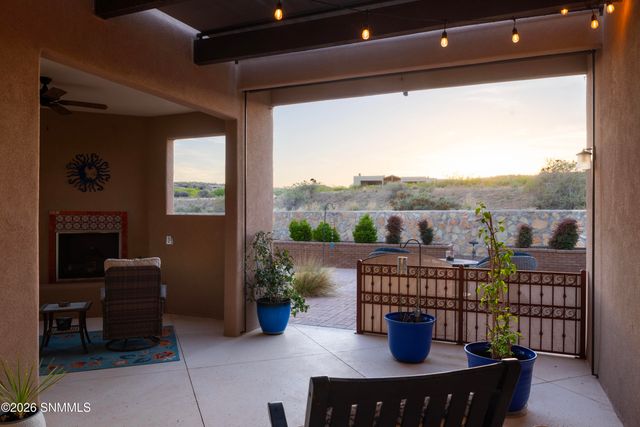 8109 Willow Bloom Circle, Las Cruces, NM 88007