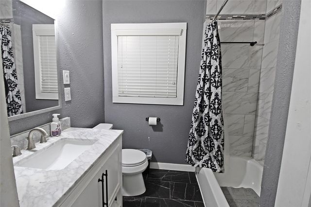 7509 Elm Street, Houston, TX 77023