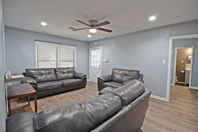 7509 Elm Street, Houston, TX 77023