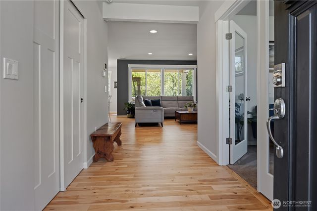 28132 11th Avenue NW, Arlington, WA 98223