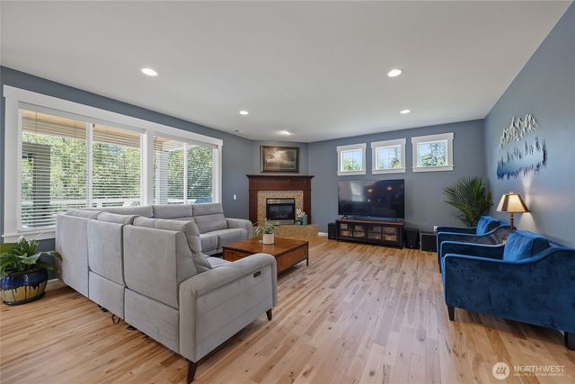 28132 11th Avenue NW, Arlington, WA 98223