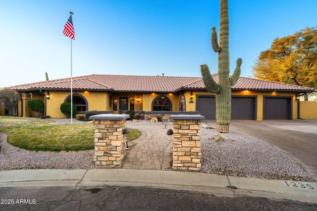 1235 E CLEARVIEW Drive, Casa Grande, AZ 85122