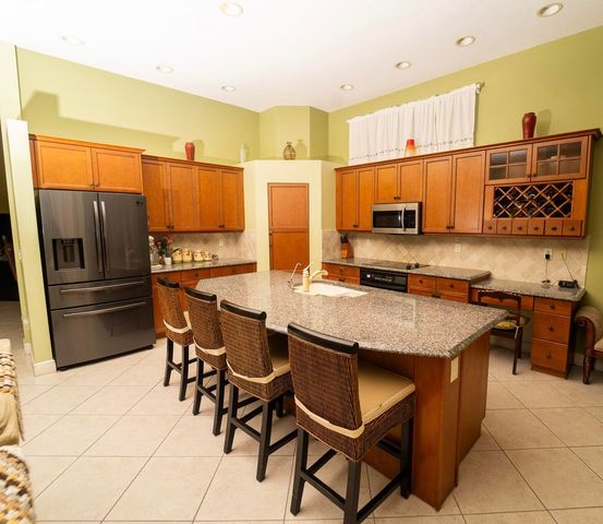 8601 Via Grande E, Wellington, FL 33411