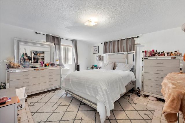 1563 NE 148th Street, Miami, FL 33161