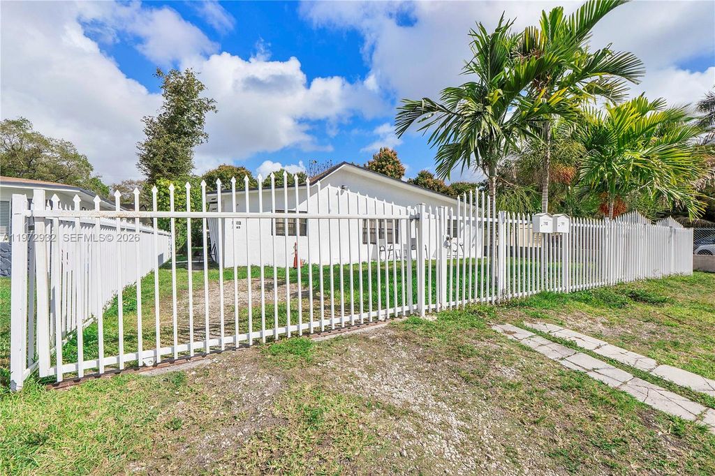 1563 NE 148th Street, Miami, FL 33161