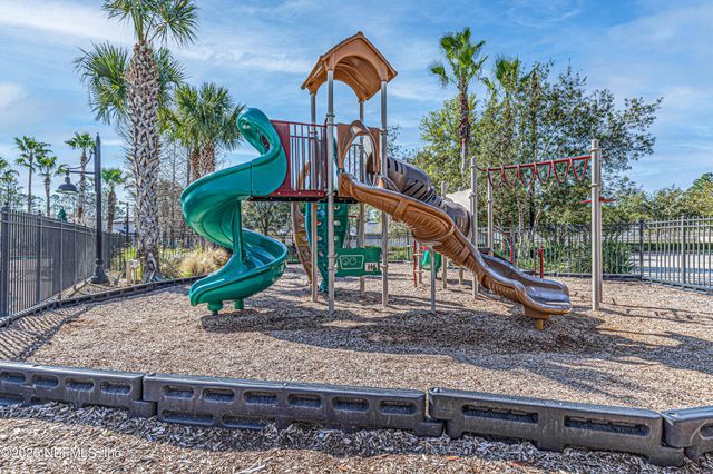 144 MAHOGANY BAY Drive, St. Johns, FL 32259