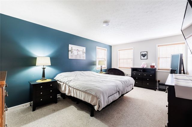 65 Barclay Court, Greece, NY 14612