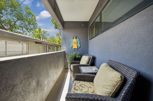 1715 Enfield RD 202, Austin, TX 78703