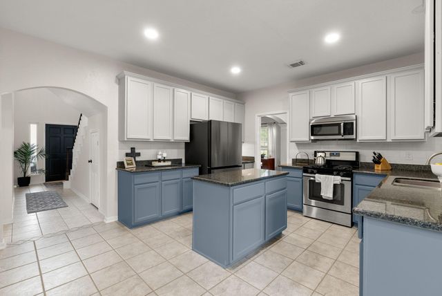12003 Helene Court, Pinehurst, TX 77362