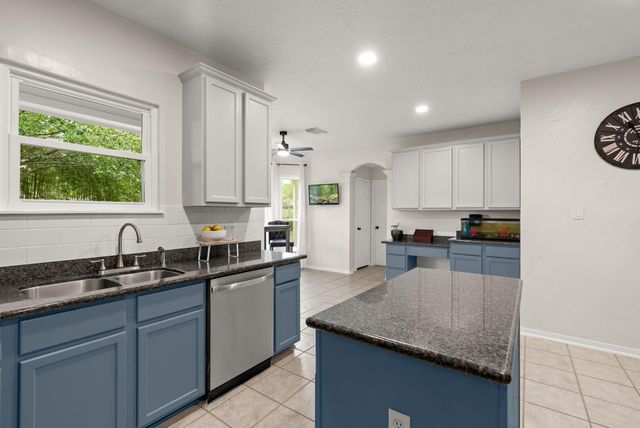12003 Helene Court, Pinehurst, TX 77362