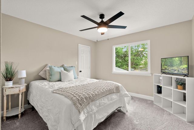12003 Helene Court, Pinehurst, TX 77362