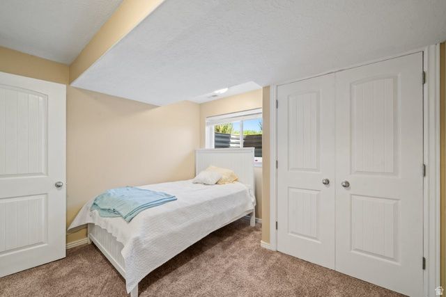 5609 S 4525 W, Hooper, UT 84315