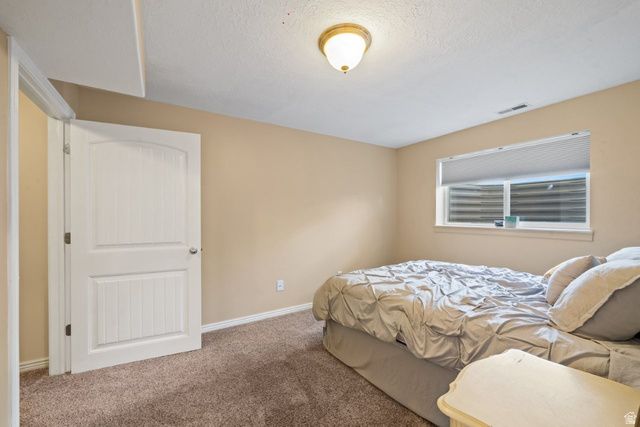 5609 S 4525 W, Hooper, UT 84315