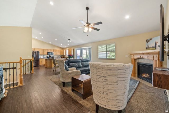 5609 S 4525 W, Hooper, UT 84315