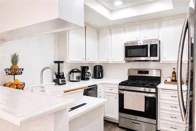 1354 Yorktown, San Jacinto, CA 92583