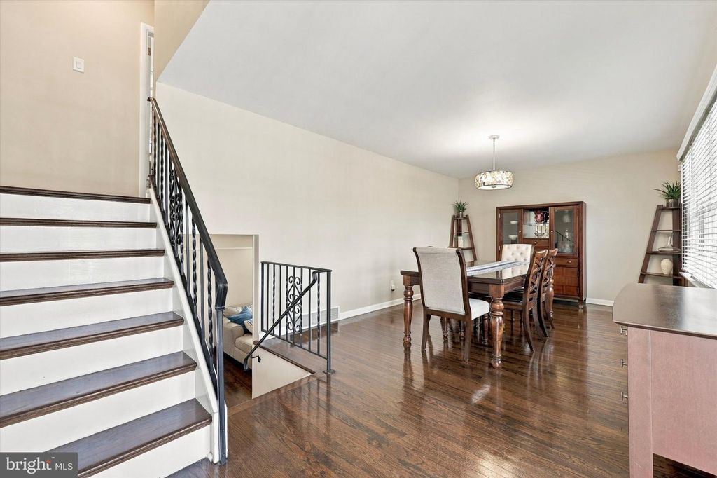 426 OLD FORT RD, KING OF PRUSSIA, PA 19406 — photo 2