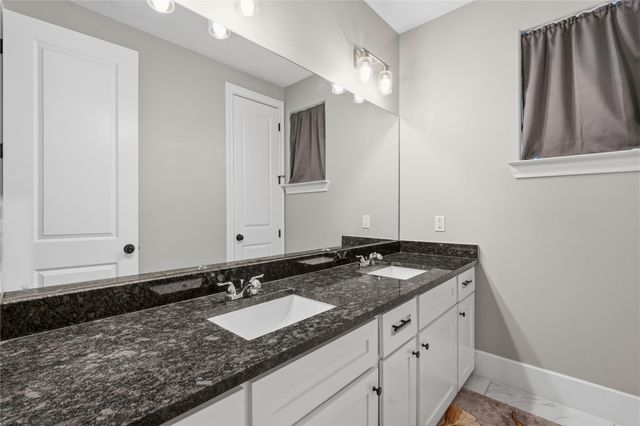 1002 Four Fountains Street, New Caney, TX 77357