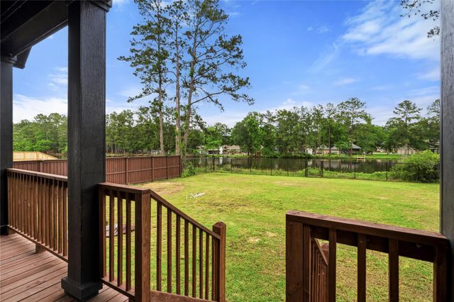 1002 Four Fountains Street, New Caney, TX 77357
