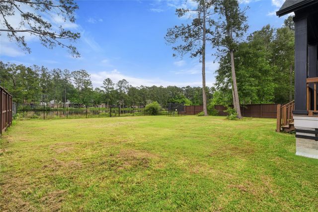 1002 Four Fountains Street, New Caney, TX 77357