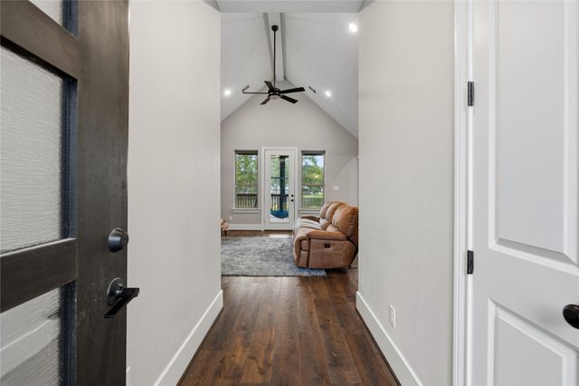 1002 Four Fountains Street, New Caney, TX 77357