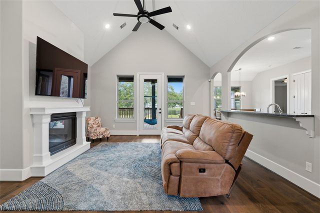 1002 Four Fountains Street, New Caney, TX 77357
